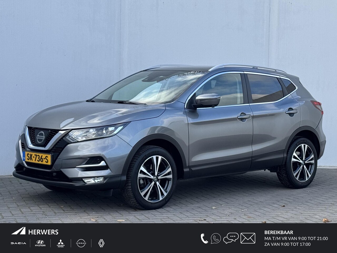 Nissan Qashqai - 1.2 N-Connecta / Afneembare trekhaak (1200 KG) / Navigatie / 360 graden camera / Panoramad - AutoWereld.nl