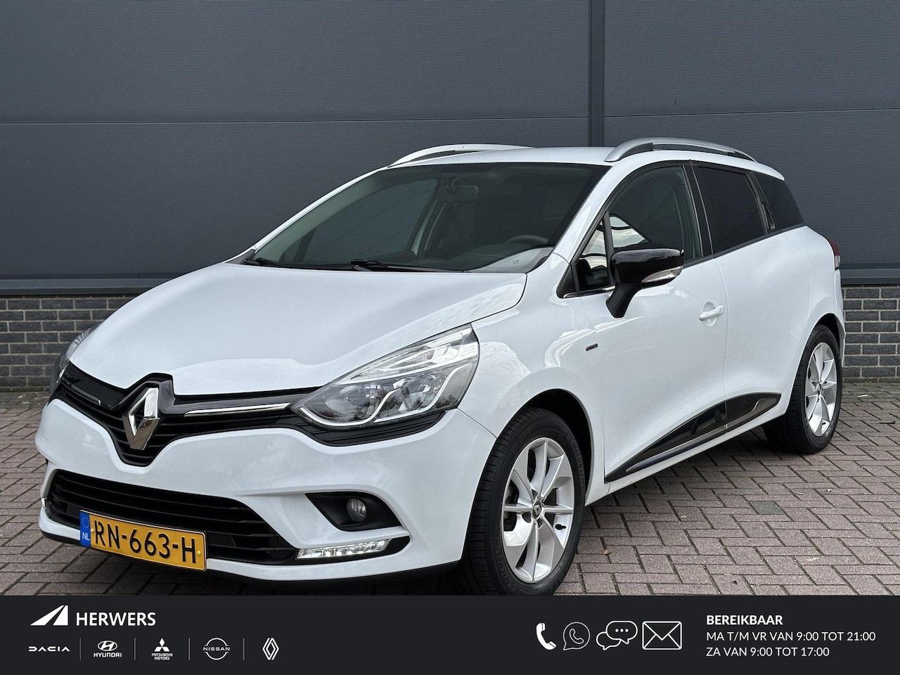 Renault Clio Estate - 0.9 TCe Limited / Navigatie / Parkeersensoren achter / Bluetooth / LM Velgen / Bass Reflex - AutoWereld.nl