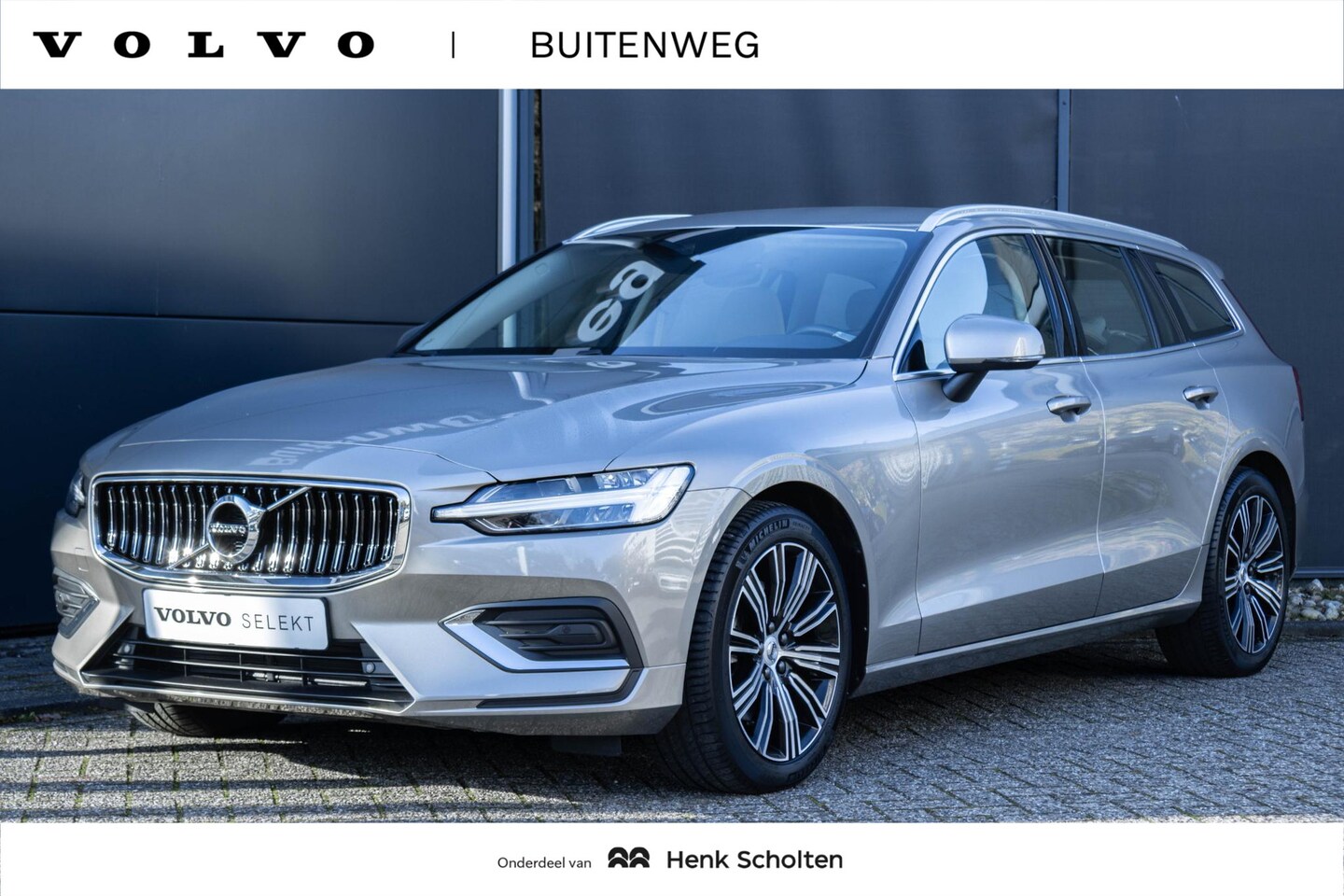 Volvo V60 - B4 Automaat Inscription Blond lederen interieur | Wegklapbare trekhaak | Stoel- en stuurve - AutoWereld.nl