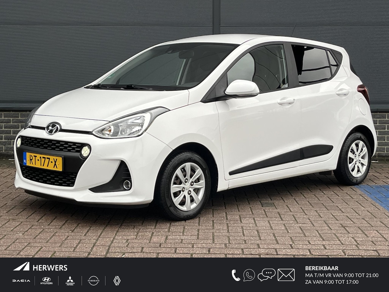 Hyundai i10 - 1.0i i-Premium / Apple carplay android auto / Navi / Cruise control / Bluetooth / Climate - AutoWereld.nl