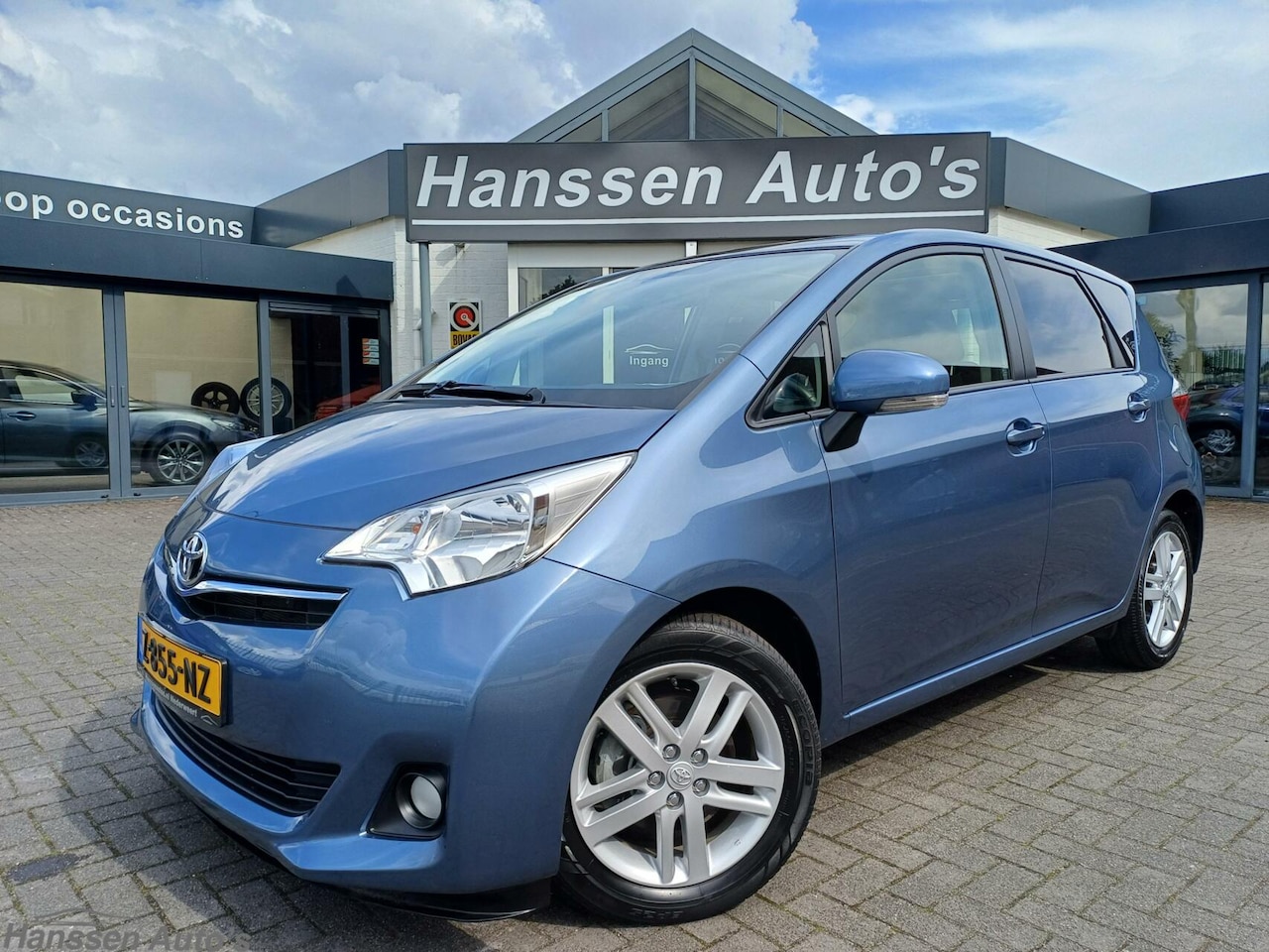 Toyota Verso S - 1.3 VVT-i Comfort Navigatie Camera AUTOMAAT - AutoWereld.nl