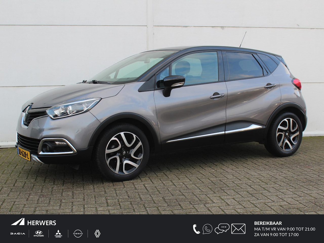 Renault Captur - 0.9 TCe Helly Hansen / Trekhaak (1200 KG) / Navigatie / Climate Control / Cruise Control / - AutoWereld.nl