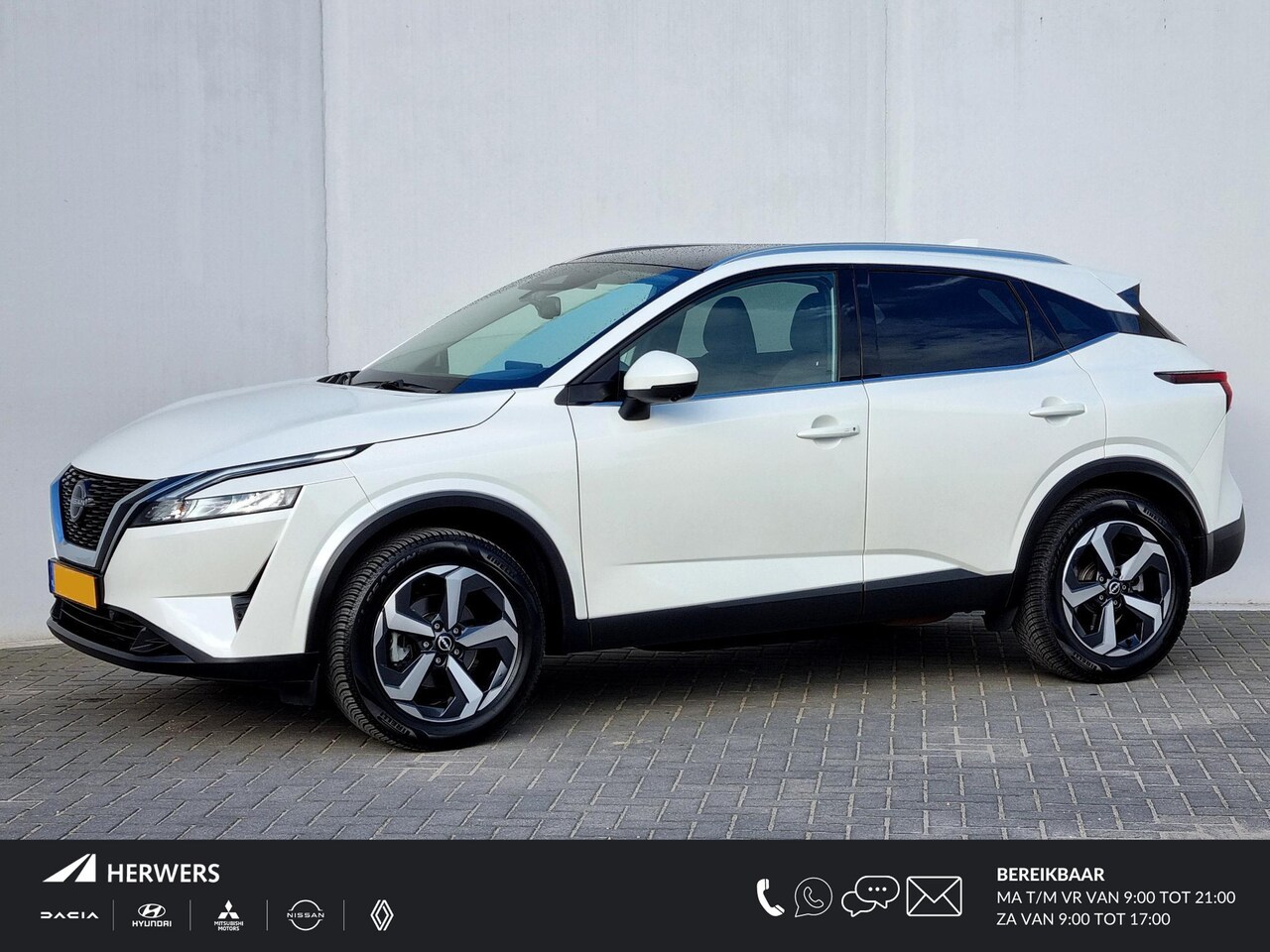 Nissan Qashqai - 1.3 MHEV N-Connecta / Trekhaak / 1400KG Trekgewicht / Panoramadak - AutoWereld.nl