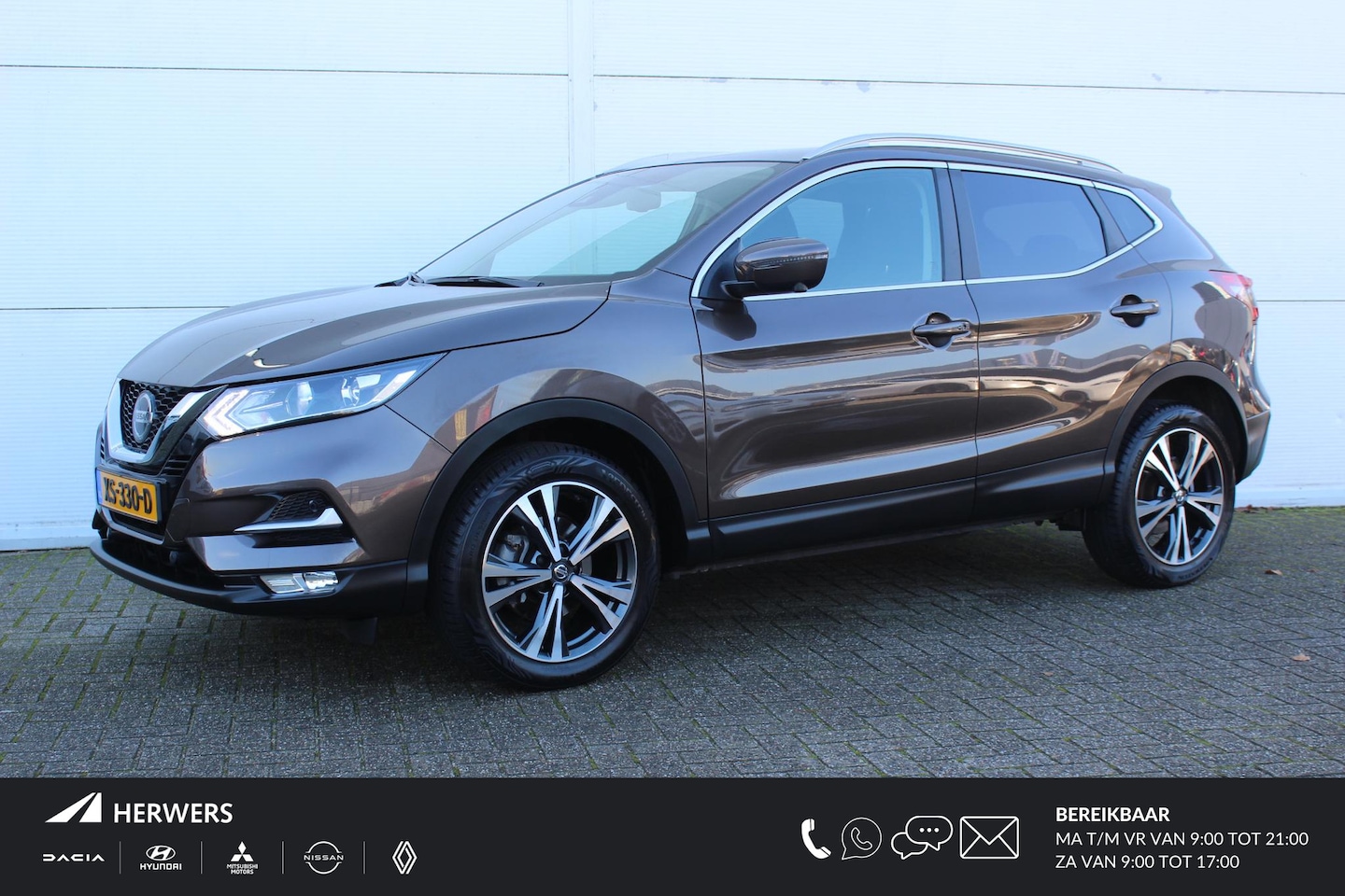 Nissan Qashqai - 1.2 DIG-T 115 N-Connecta / Trekhaak (1200 KG) / Navigatie / Panoramadak / Keyless Entry & - AutoWereld.nl