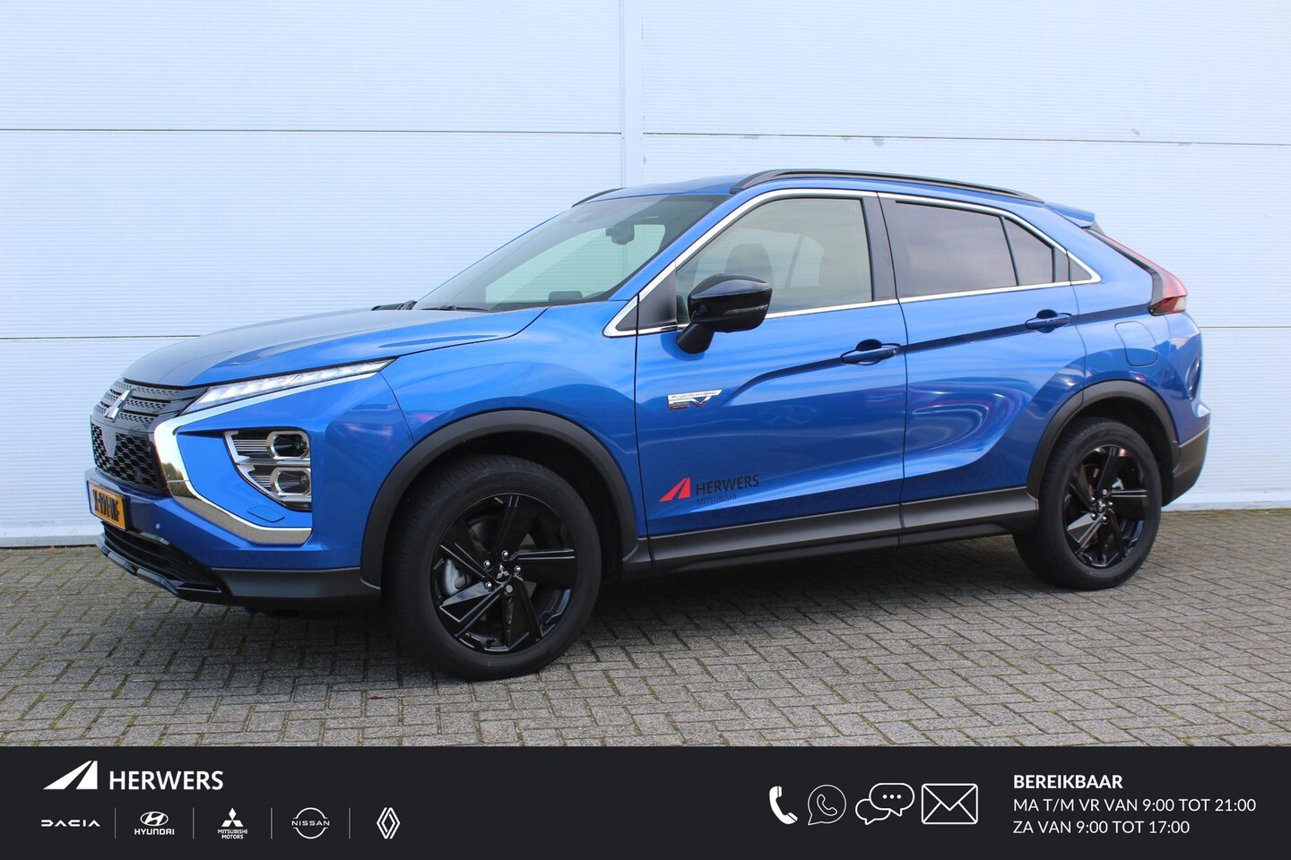 Mitsubishi Eclipse Cross - 2.4 PHEV Black Edition / Navigatie + Apple Carplay/Android Auto / Stoelverwarming Voor & A - AutoWereld.nl