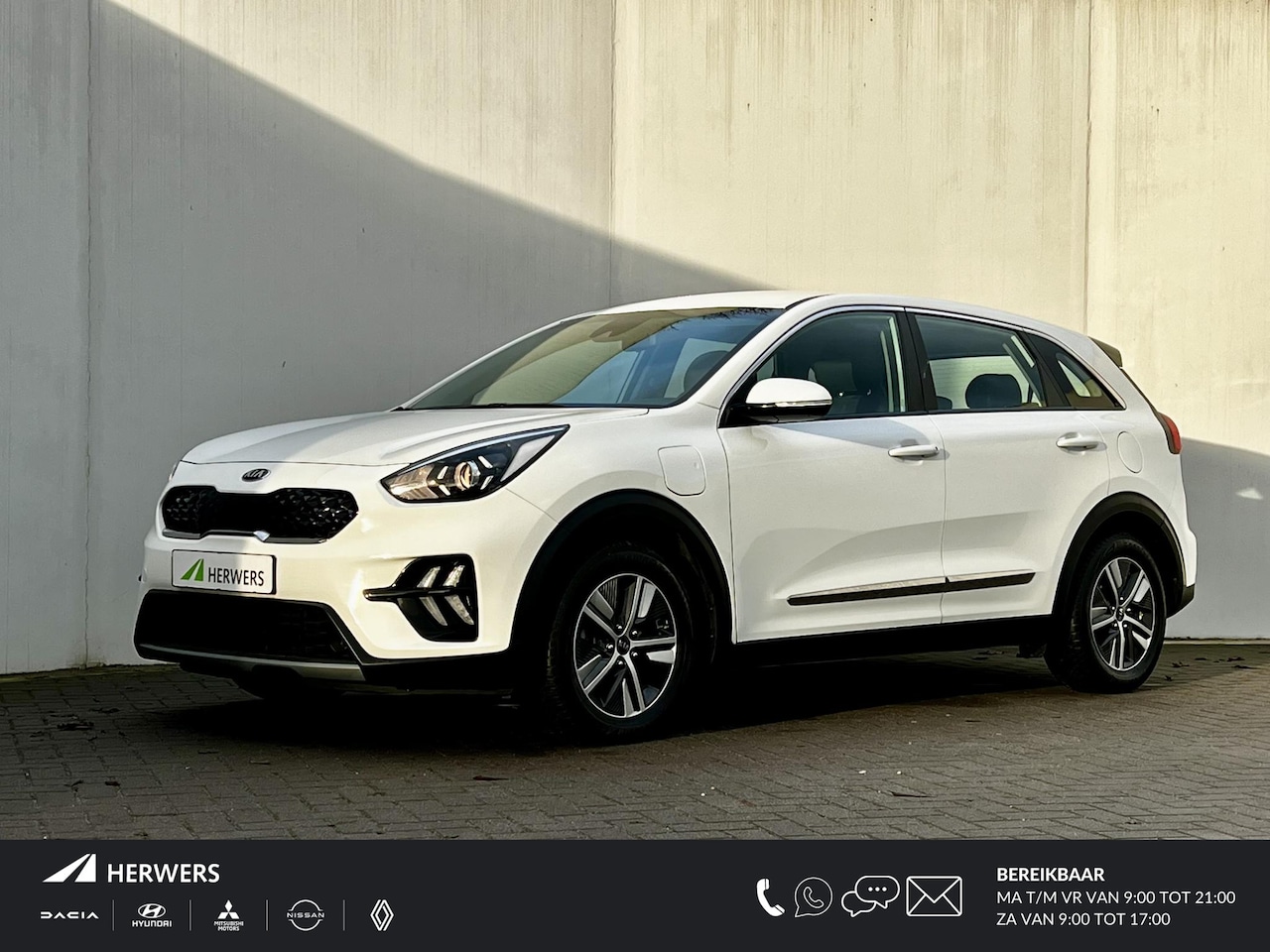 Kia Niro - 1.6 GDi PHEV DynamicLine Automaat / Adaptieve CC / Navigatie via Apple Carplay Android / A - AutoWereld.nl