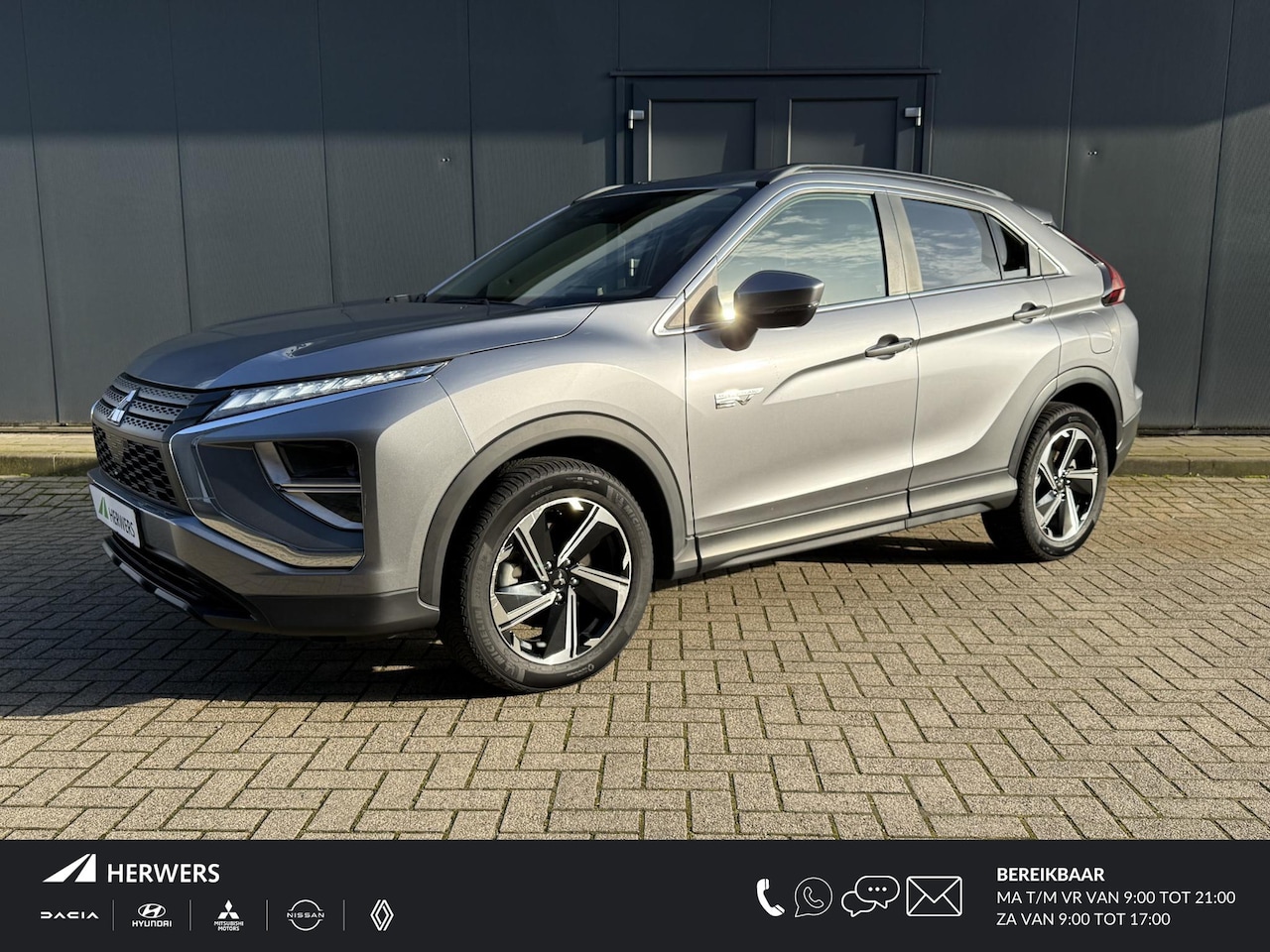 Mitsubishi Eclipse Cross - 2.4 PHEV Intense S-AWC 4WD Automaat / Camera / Climate Control / Cruise Control / Keyless - AutoWereld.nl