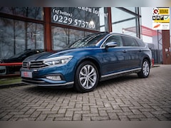 Volkswagen Passat Variant - 1.5 TSI Comfort Business | Panoramadak | Leder | Led | Virtual cockpit | Keyless | Elek. A