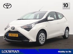 Toyota Aygo - 1.0 VVT-i x-play | Camera | Airco | Apple Carplay/Android Auto |