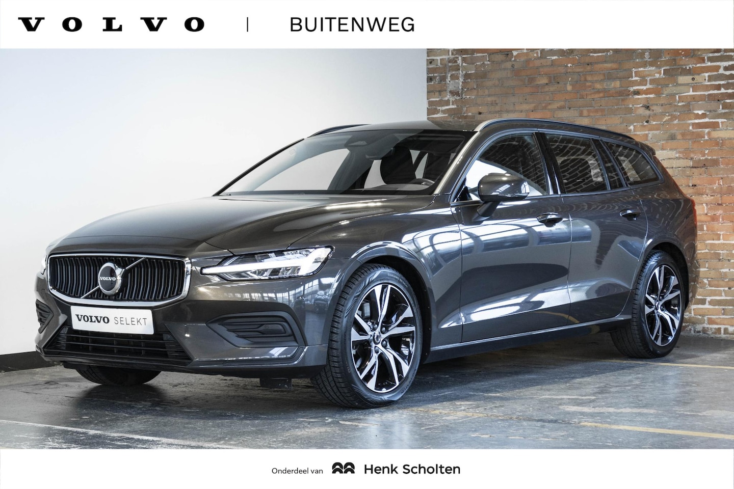 Volvo V60 - B3 Automaat Essential Edition | BLIS | Adaptive Cruise control | Stuur- en stoelverwarming - AutoWereld.nl