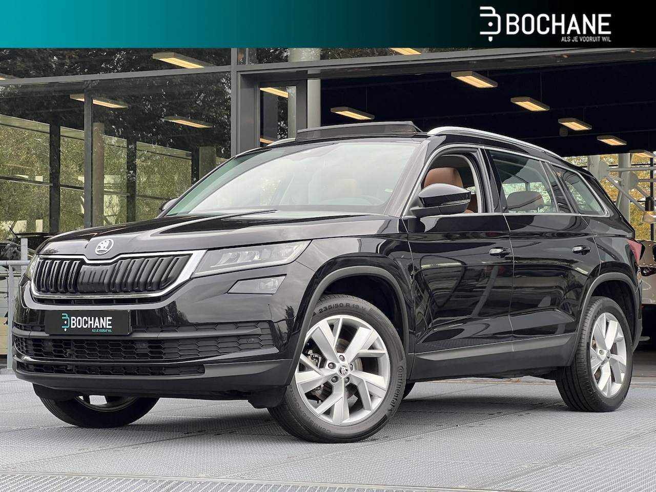 Skoda Kodiaq - 1.5 TSI DSG Limited Business Edition | Panoramadak | Leder | Trekhaak - AutoWereld.nl