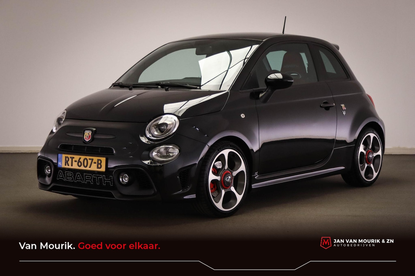 Abarth 500 - 1.4 T-Jet Abarth Turismo | LEDER | CLIMA |  UCONNECT | NAVI | DAB | PDC | 17" - AutoWereld.nl