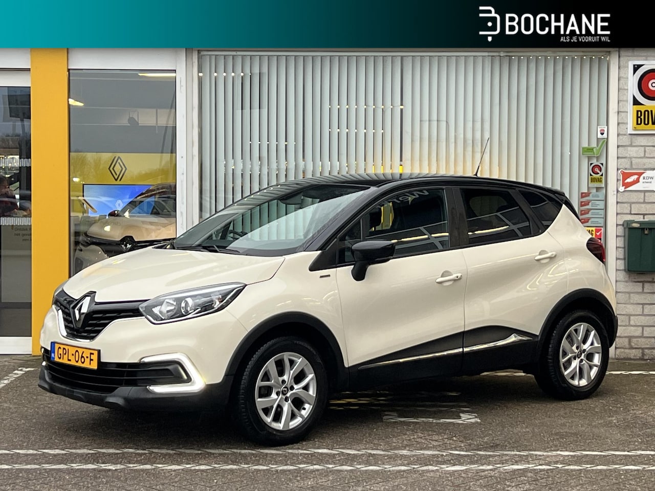 Renault Captur - 0.9 TCe Limited Comfort | Navigatie | Stoelverwarming | Key-less | Climate Control | Parke - AutoWereld.nl