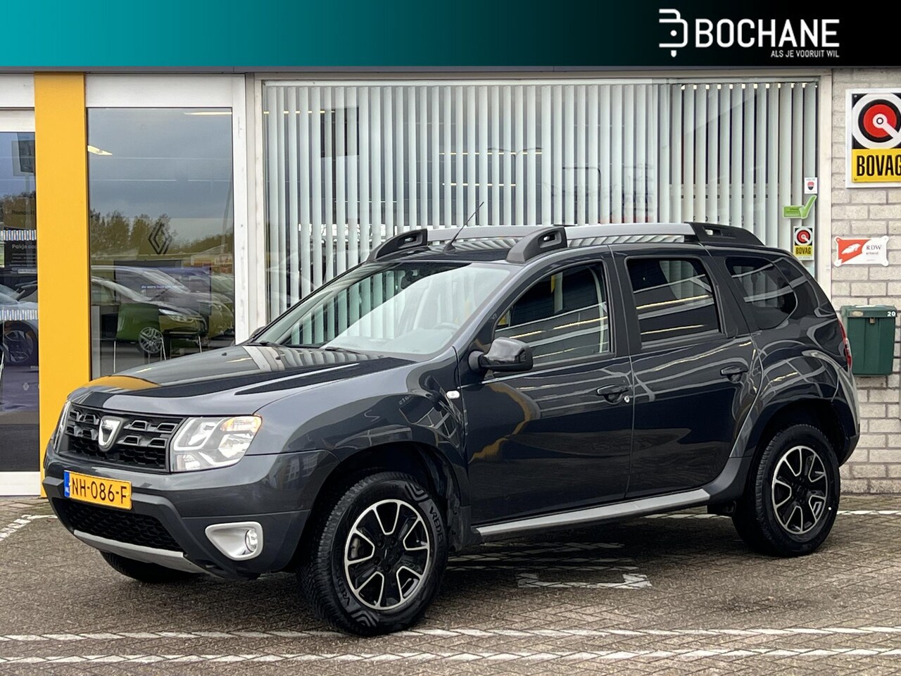 Dacia Duster - 1.2 TCe 125 Blackshadow | Trekhaak - AutoWereld.nl