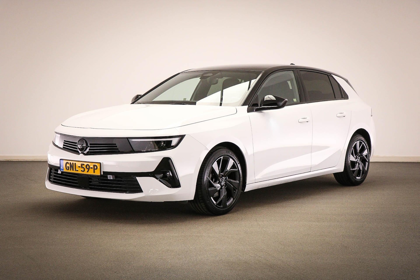 Opel Astra - 1.2 GS Line | DAB | APPLE | 360 CAMERA - AutoWereld.nl