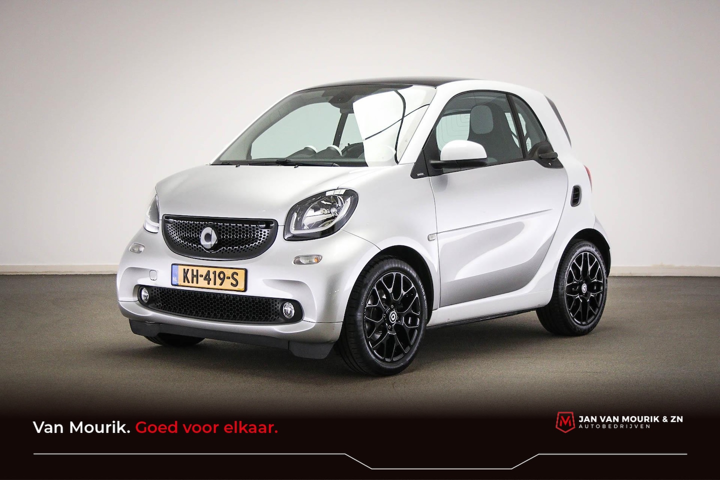 Smart Fortwo - 1.0 Prime | LED LICHT / URBAN / COOL & AUDIO- PACK | CLIMA | PANORAMADAK | JBL | BLUETOOTH - AutoWereld.nl