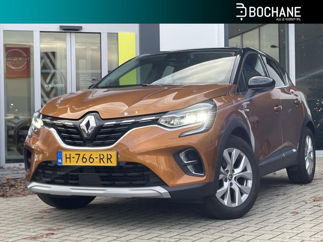 Renault Captur - 1.0 TCe 100 Intens | Trekhaak | Schuif kanteldak | Navigatie | 22.000 km - AutoWereld.nl