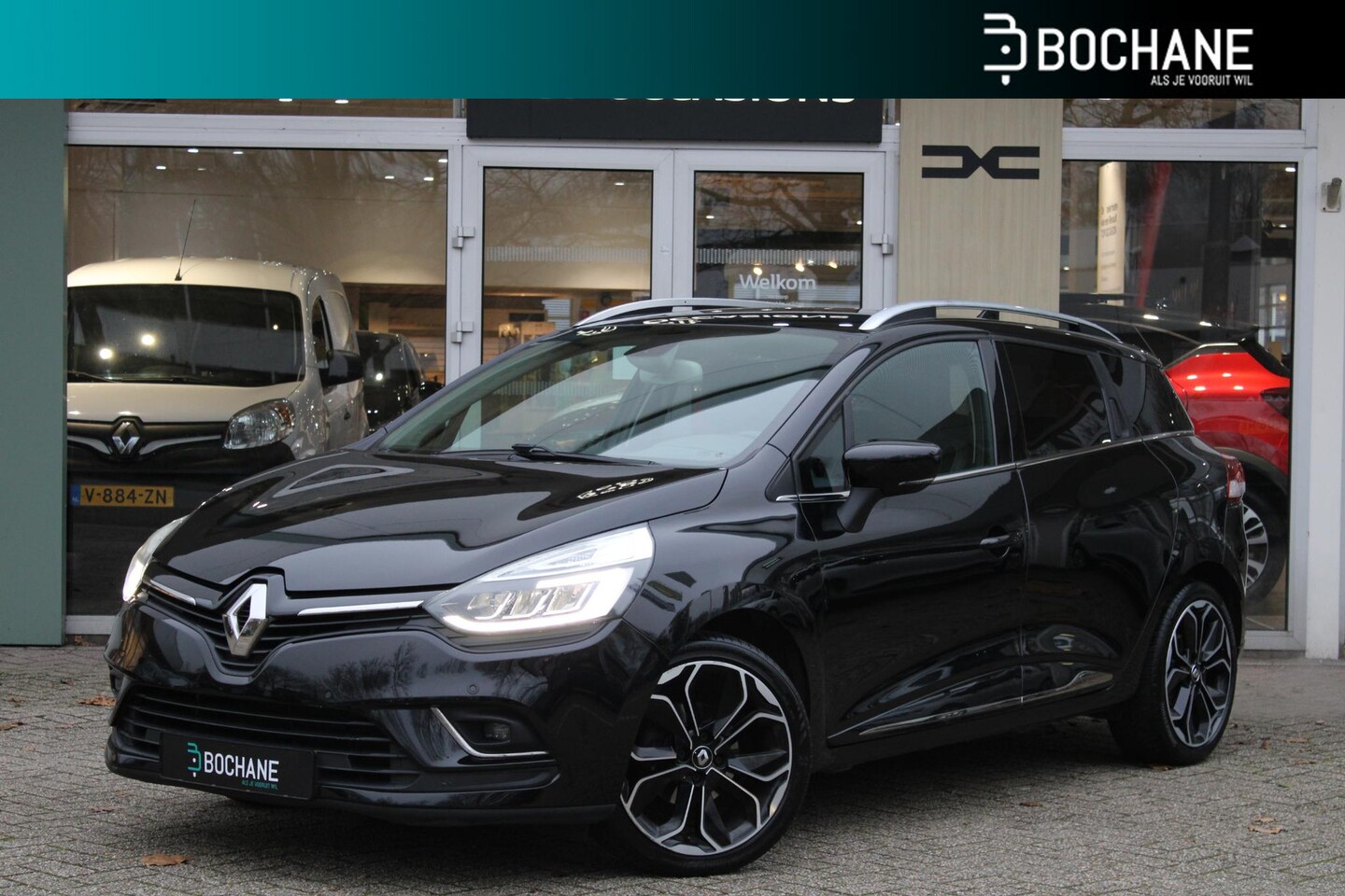 Renault Clio Estate - 1.2 TCe 120 Intens | Stoelverwarming | Lichtmetalen velgen 17" | Trekhaak | All-Season ban - AutoWereld.nl