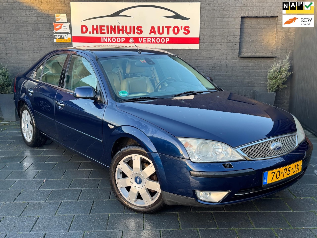 Ford Mondeo - 2.0-16V Ghia Executive *AUTOMAAT* - AutoWereld.nl