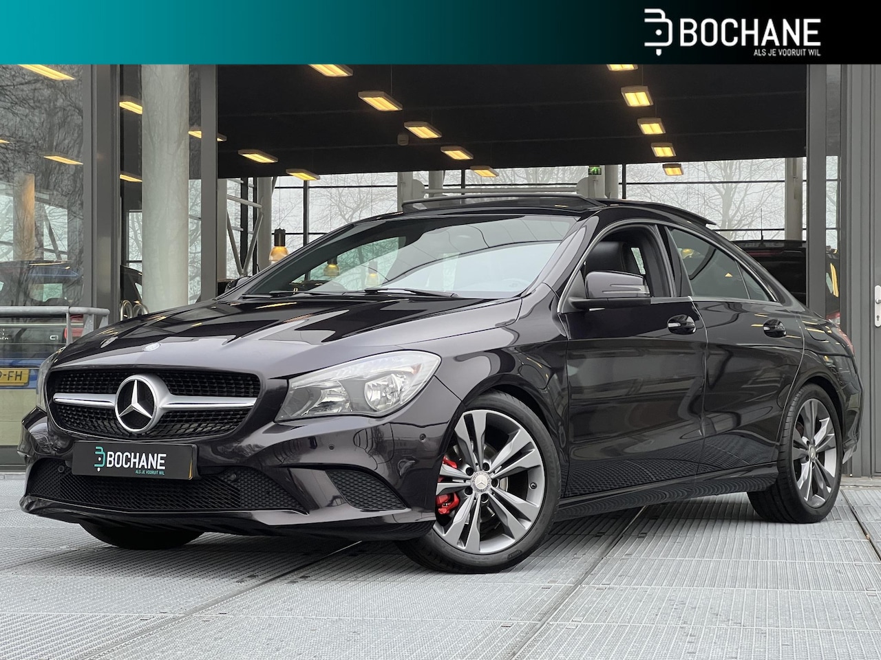 Mercedes-Benz CLA-Klasse - 200 Ambition | Panoramadak | Achteruitrijcamera | Afneembare trekhaak | - AutoWereld.nl