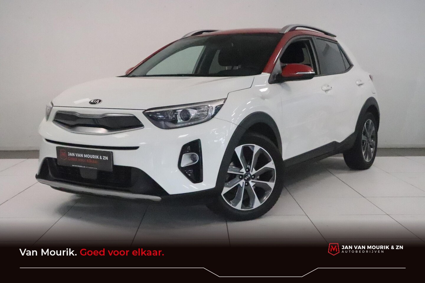 Kia Stonic - 1.0 T-GDI 100 DynamicPlusLine | Trekhaak | Navigatie | Achteruitrijcamera | - AutoWereld.nl