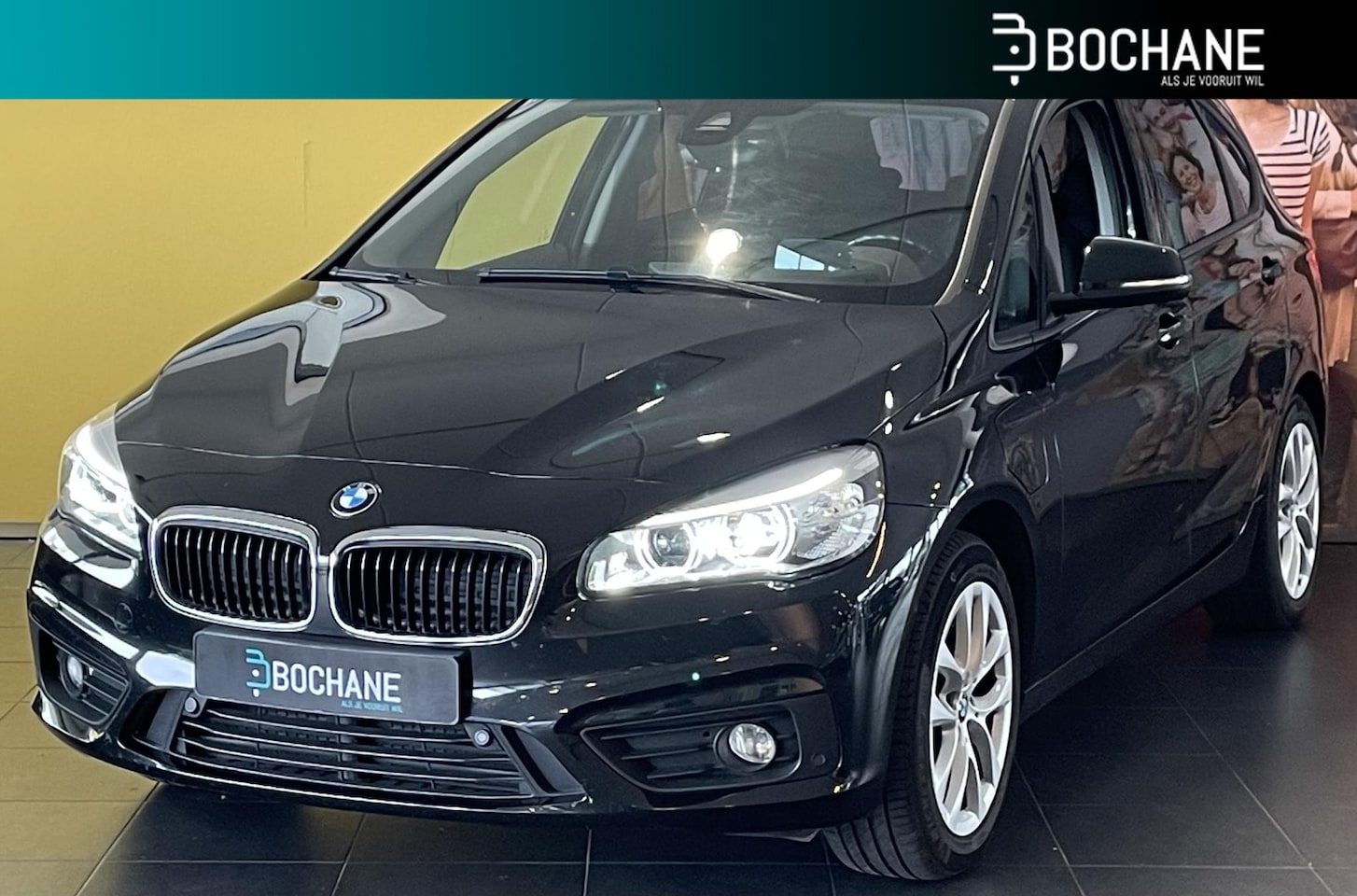 BMW 2-serie Active Tourer - 225xe Luxury | Navigatie | Head-Up Display | Trekhaak - AutoWereld.nl