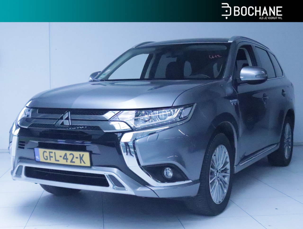 Mitsubishi Outlander - 2.4 PHEV Instyle Clima/Navi/Camera/Trekhaak - AutoWereld.nl