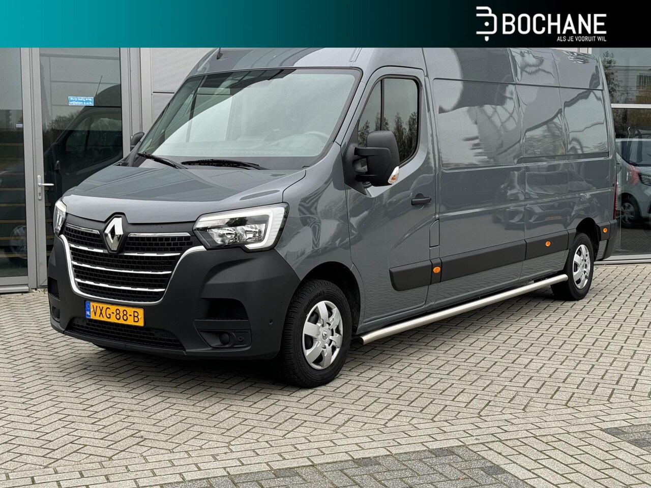 Renault Master - 2.3 dCi 150 T35 L3H2 Work Edition | Betimmering | Sidebars | Trekhaak | All-Season banden - AutoWereld.nl