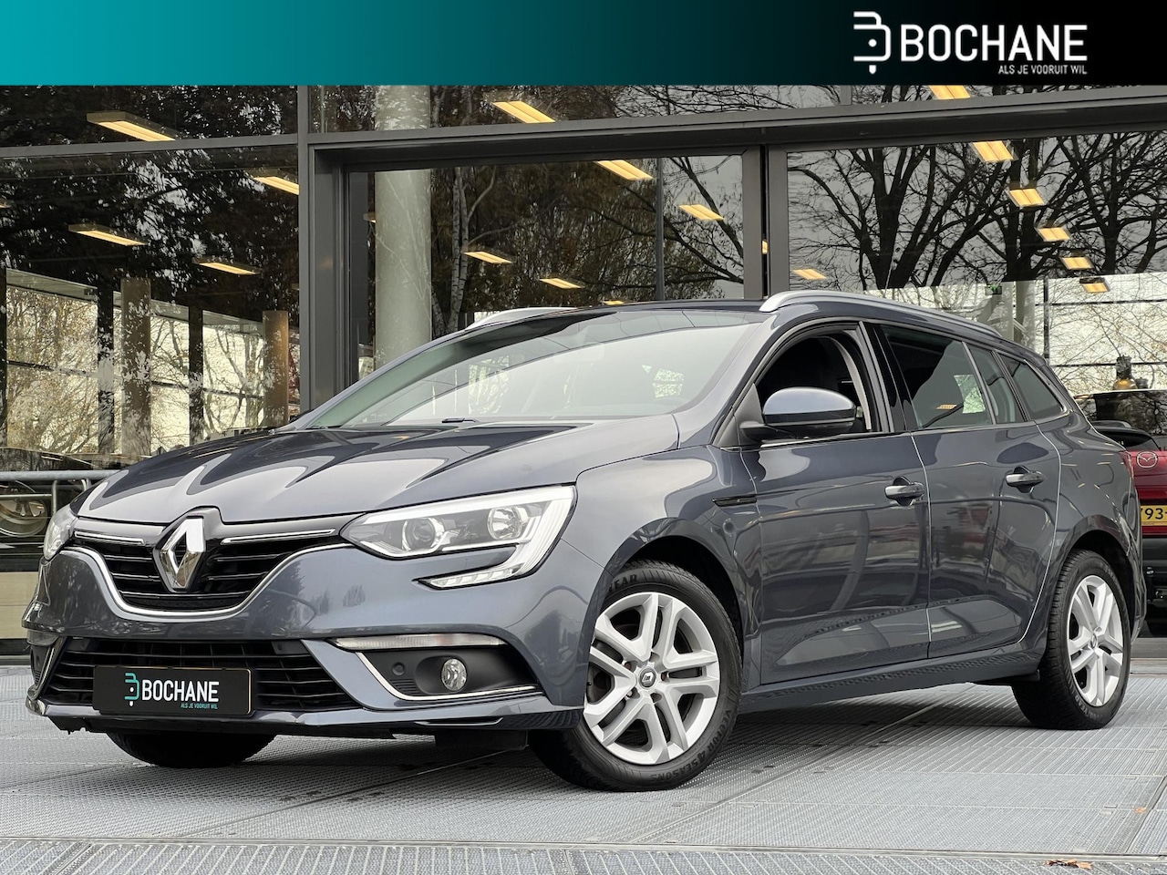 Renault Mégane Estate - 1.2 TCe 130 EDC Limited | Parkeersensoren | Stoelverwarming | Trekhaak - AutoWereld.nl