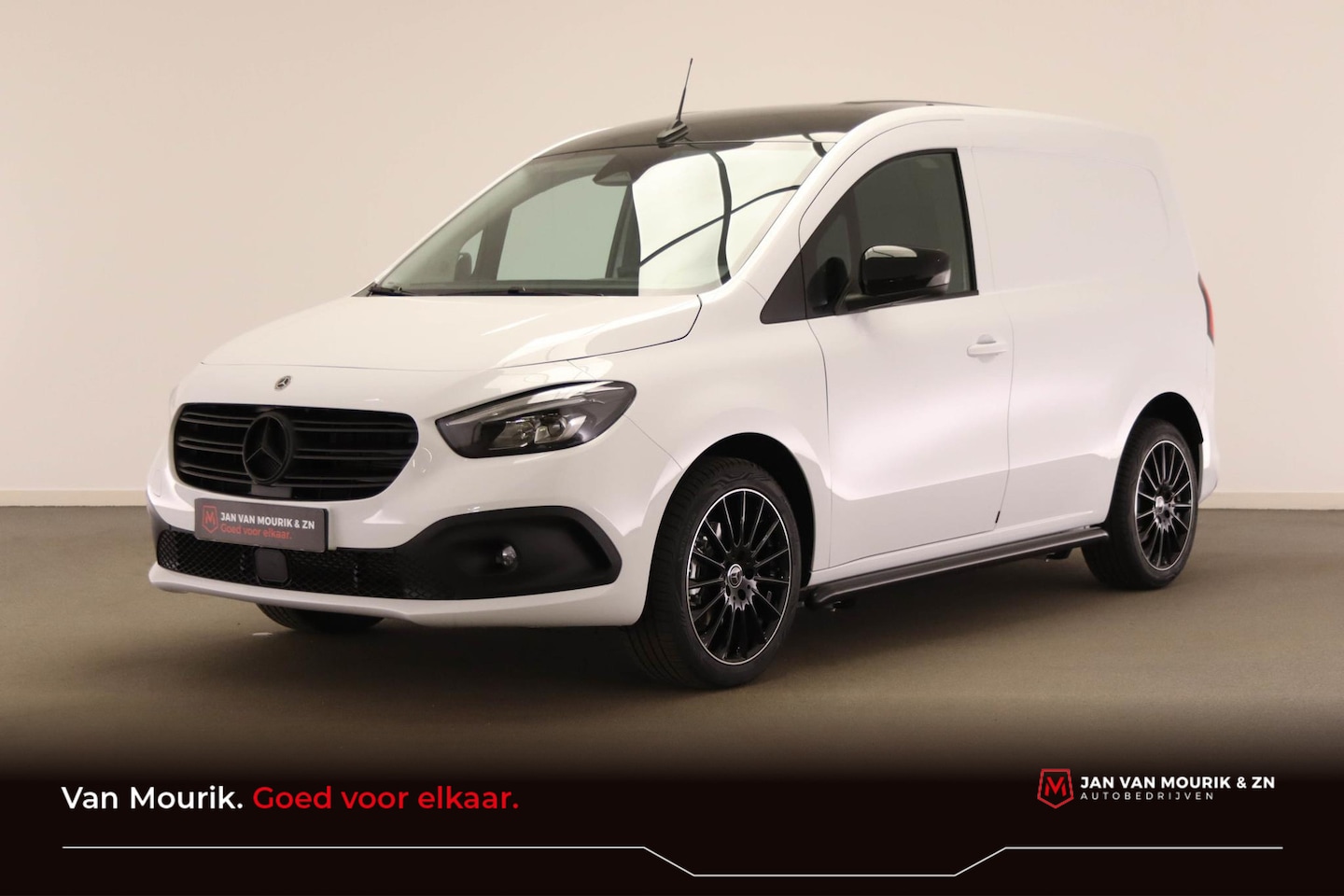 Mercedes-Benz Citan - 112 CDI L1 | NIEUW | COMFORT / LED LICHT / NAVI- PACK | DAB | APPLE | CAMERA | TREKHAAK | - AutoWereld.nl