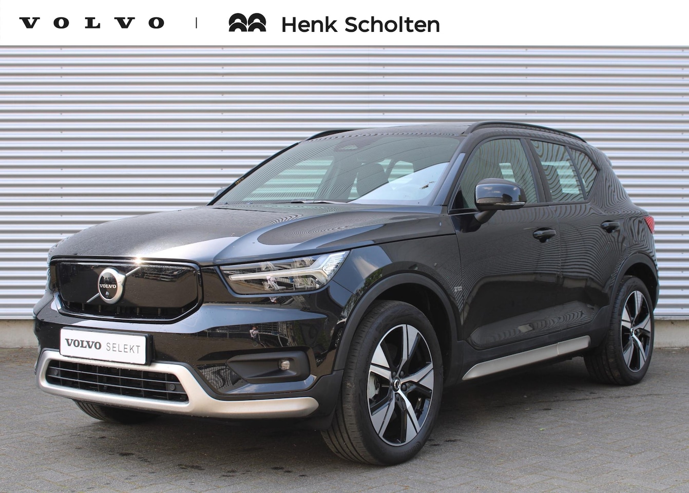 Volvo XC40 - Recharge P8 AWD R-Design Recharge P8 AWD 408PK R-Design, 430KM WLTP Actieradius, Panoramisch Schuif-/Kanteldak, Ver - AutoWereld.nl