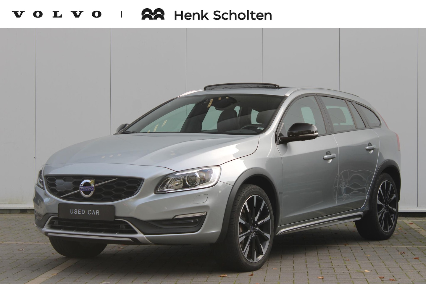 Volvo V60 Cross Country - T5 AUT8 250PK Polar+, Schuif-/kanteldak, Lederen Bekleding & Stoelverwarming, Park Assist - AutoWereld.nl