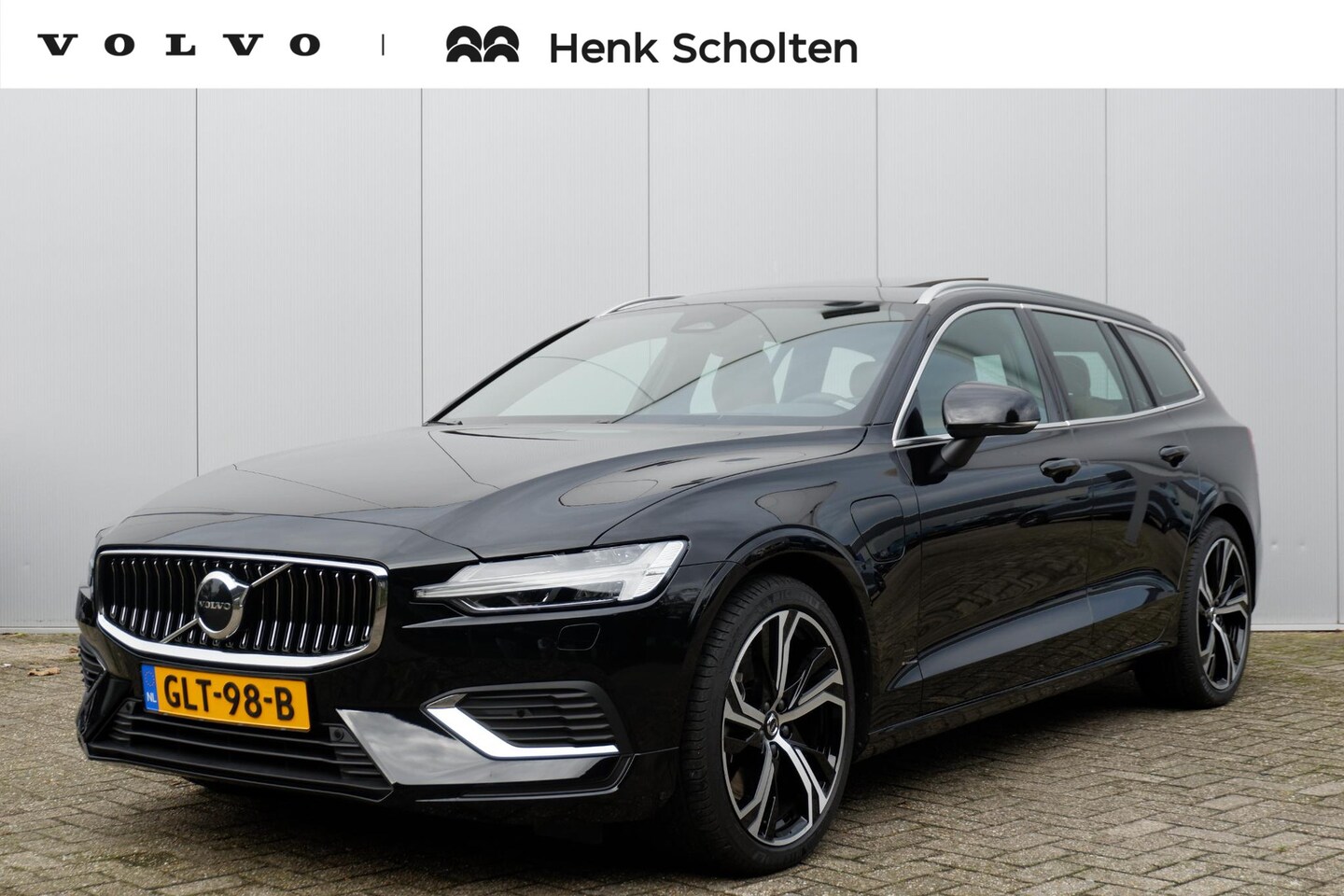 Volvo V60 - T6 Recharge AWD AUT8 350PK Ultra Bright, Nappa leder met ventilatie en massagefunctie, Pan - AutoWereld.nl