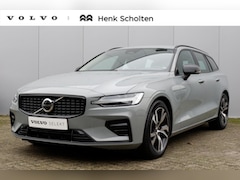 Volvo V60 - B4 AUT7 198PK Plus Dark, Trekhaak, Adaptieve Cruise Control, Verwarmd Stuurwiel, Dodehoekd