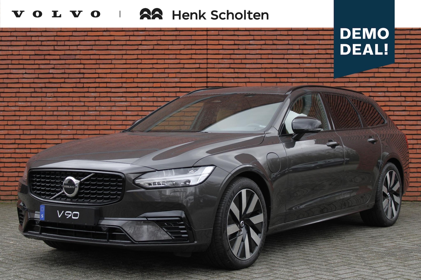 Volvo V90 - T6 AWD AUT8 350PK Ultimate Dark Luchtvering, Adaptieve Cruise Control, Pilot Assist, Harma - AutoWereld.nl