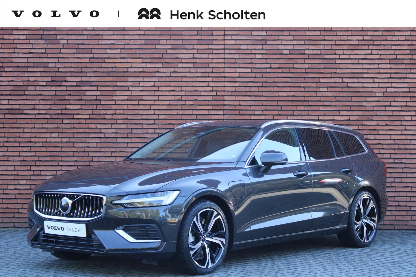 Volvo V60 - T6 350PK Recharge AWD AUT8 Essential Edition, Adaptieve Cruise Control met Pilot Assist, L - AutoWereld.nl