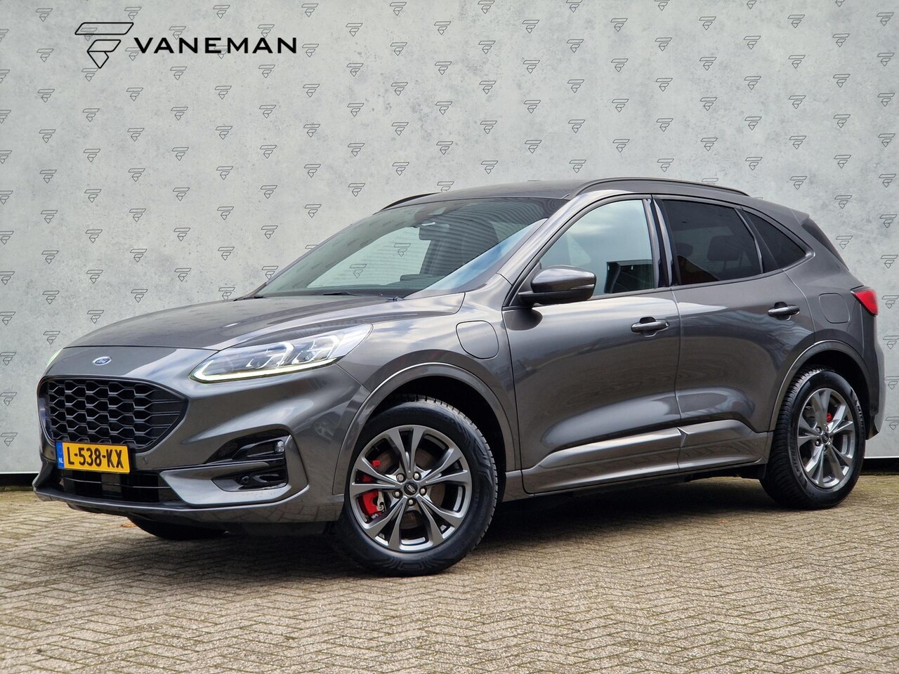 Ford Kuga - 2.5 PHEV ST-Line X | Navi | Camera | Clima | Stoelverwarming 4x | Voorruitverwarming | PDC - AutoWereld.nl