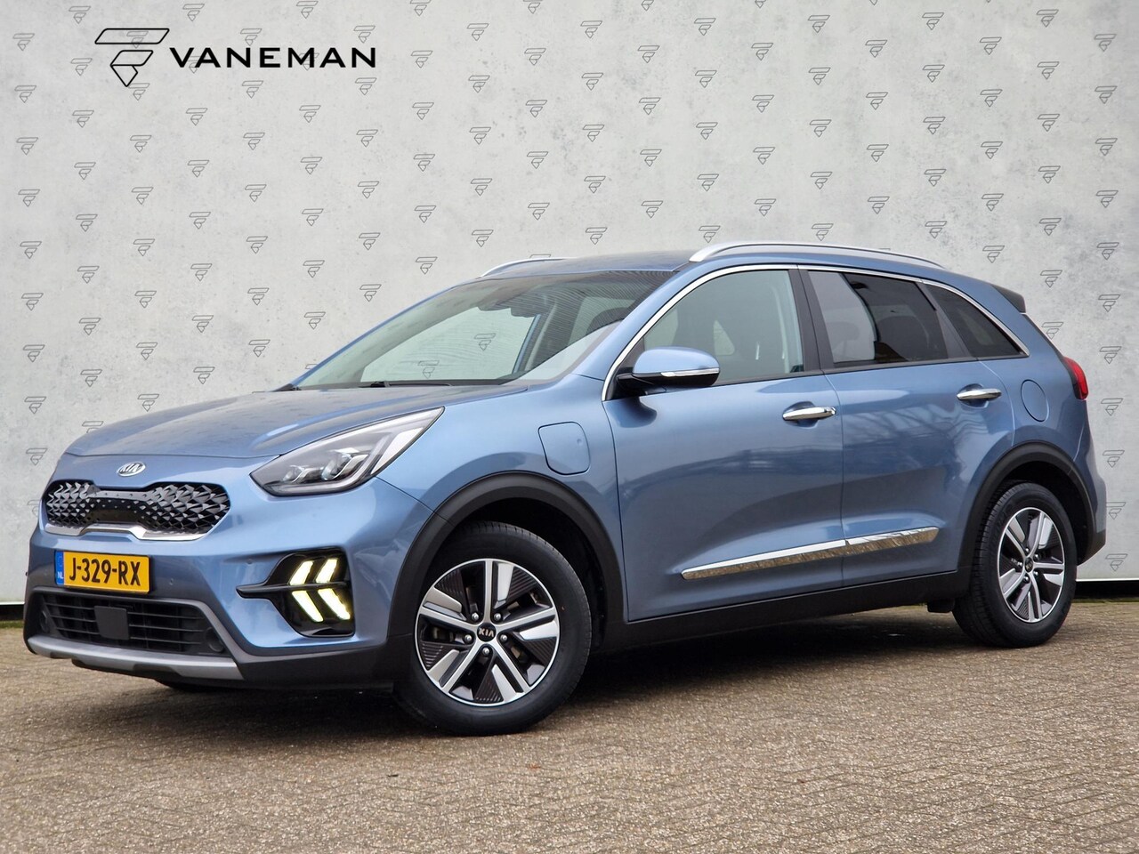 Kia Niro - 1.6 GDi PHEV DynamicPlusLine | LED | Cruise | Camera | Navi | BSD | Key-Less | - AutoWereld.nl