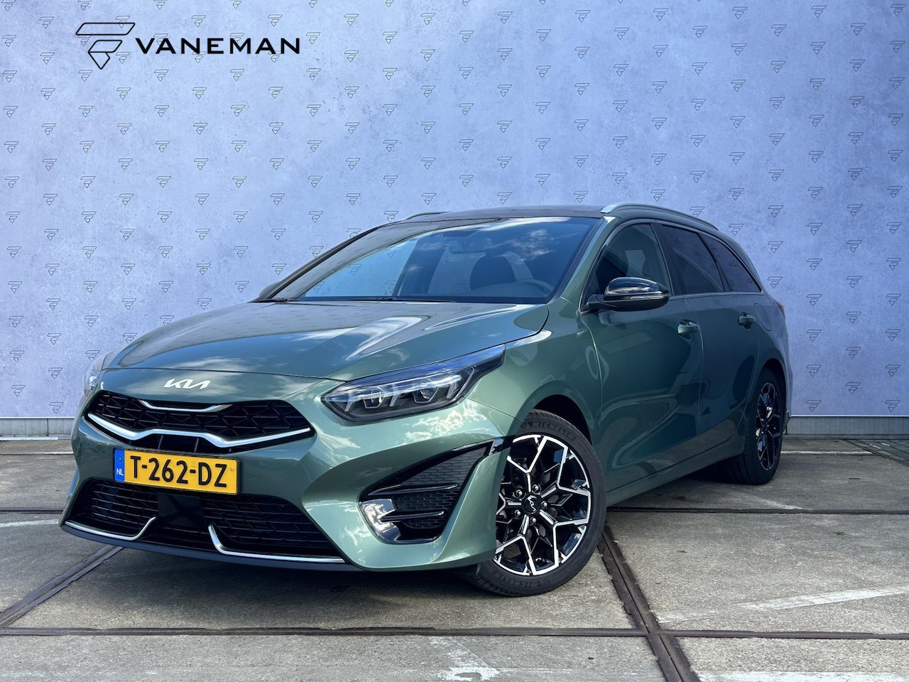 Kia Cee'd Sportswagon - Ceed 1.0 T-GDi GT-Line | Panoramadak | Leder/Alcantara | Camera | Navi | Stuur-/Stoelverwa - AutoWereld.nl