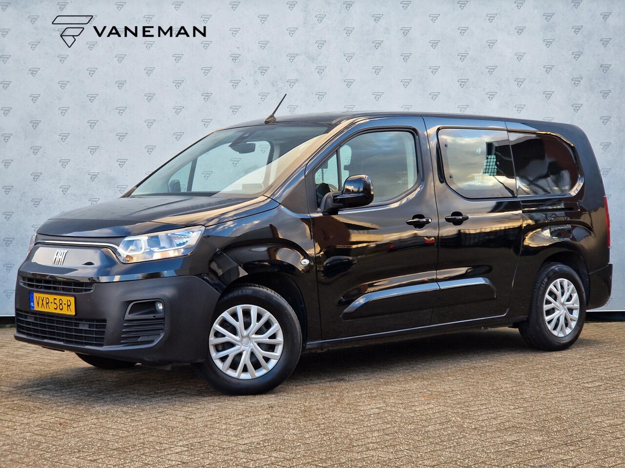 Fiat E-Doblo - 136 L2 50 kWh 5 Persoons | ex BTW | | Android auto / Apple Carplay | Clima | Navi | PDC | - AutoWereld.nl