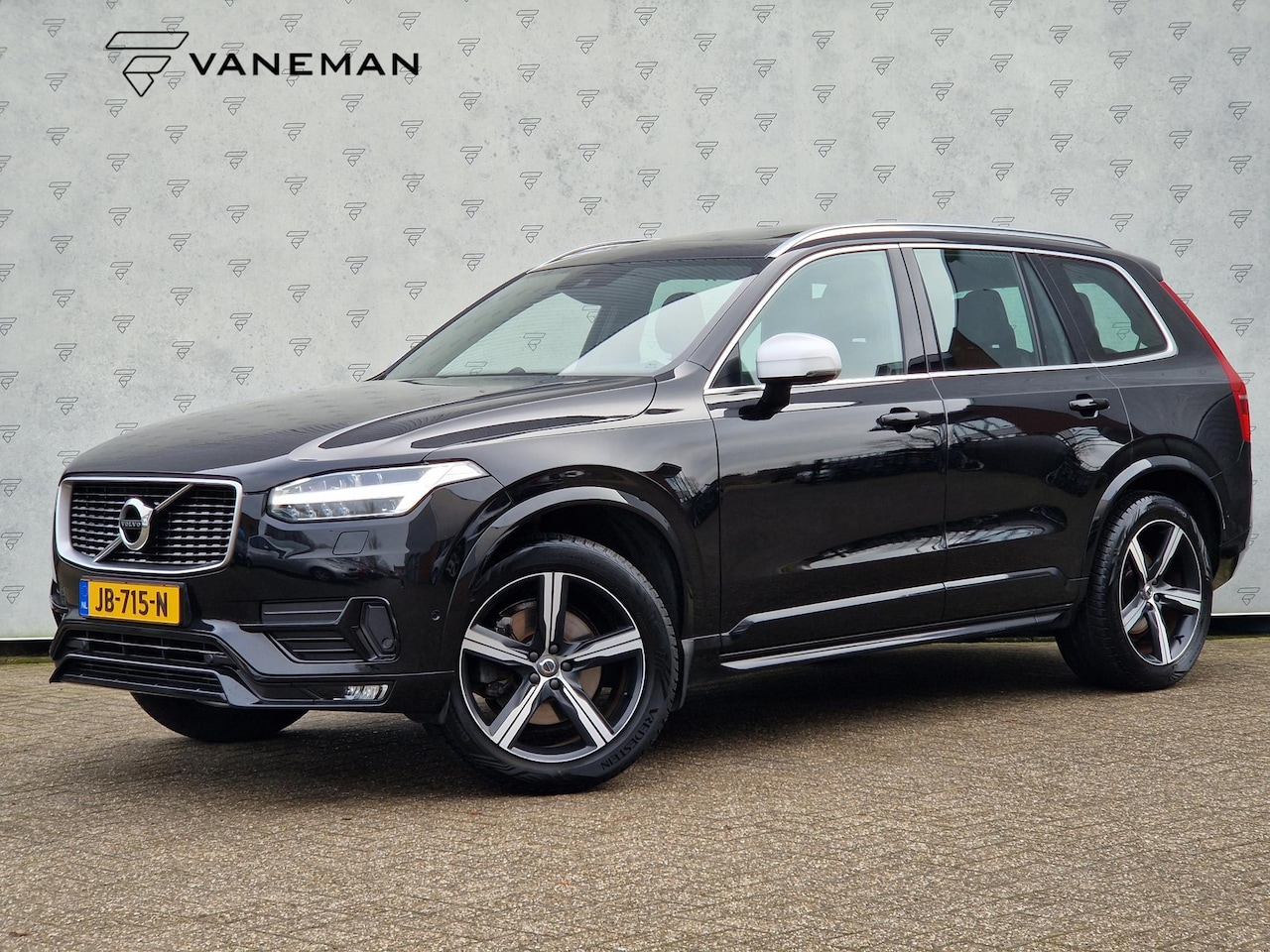 Volvo XC90 - 2.0 T5 AWD R-Design | Open Dak | Stoelverwarming | BSD | Trekhaak | LED | PDC | - AutoWereld.nl