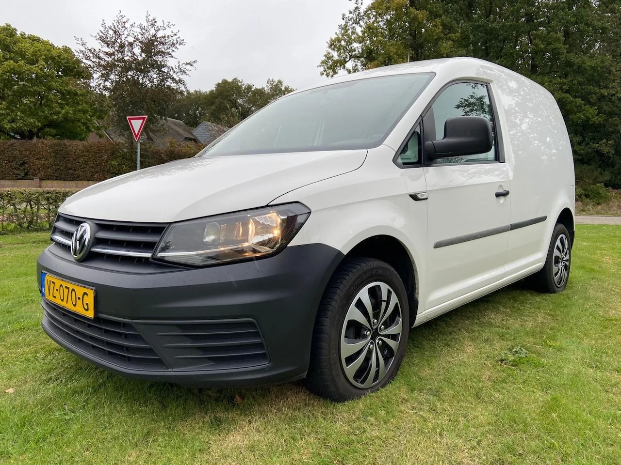 Volkswagen Caddy - 2.0 TDI L1H1 BMT Trendline 2.0 TDI L1H1 BMT Trendline - AutoWereld.nl