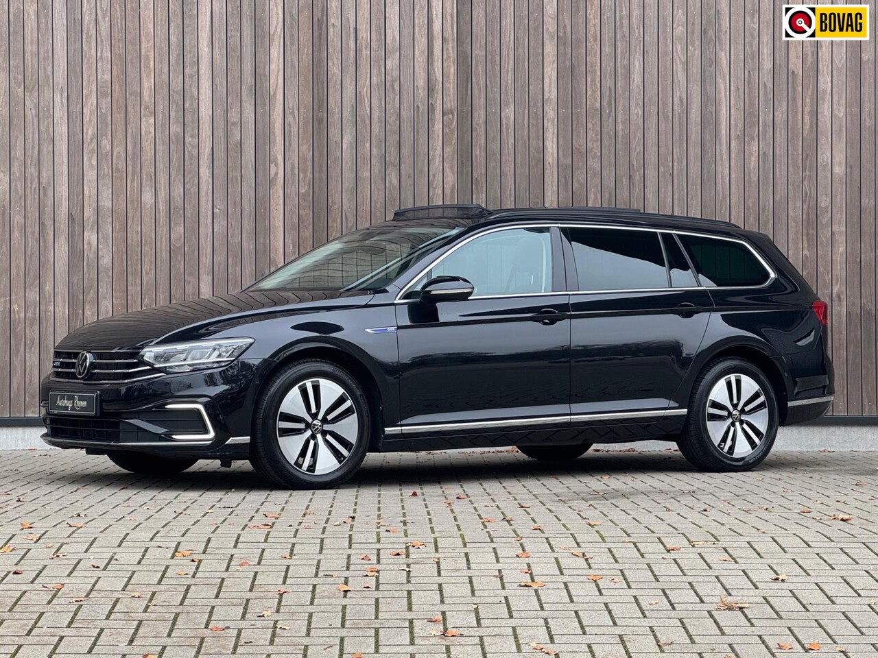 Volkswagen Passat Variant - 1.4 TSI PHEV GTE Business / Pano / - AutoWereld.nl