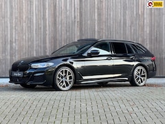 BMW 5-serie Touring - 530e xDrive / M-Sport / Pano / ACC / 19'