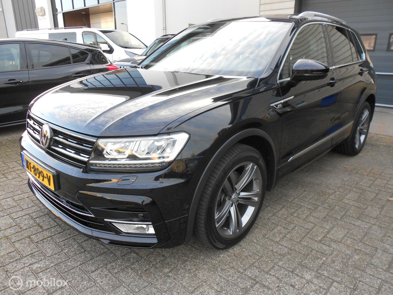 Volkswagen Tiguan - 2.0 TSI 4Motion Highline Automaat - AutoWereld.nl