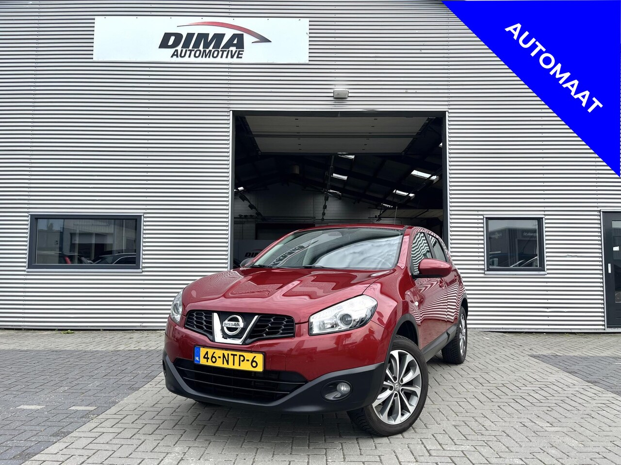 Nissan Qashqai - 2.0 Acenta Automaat / Trekhaak - AutoWereld.nl