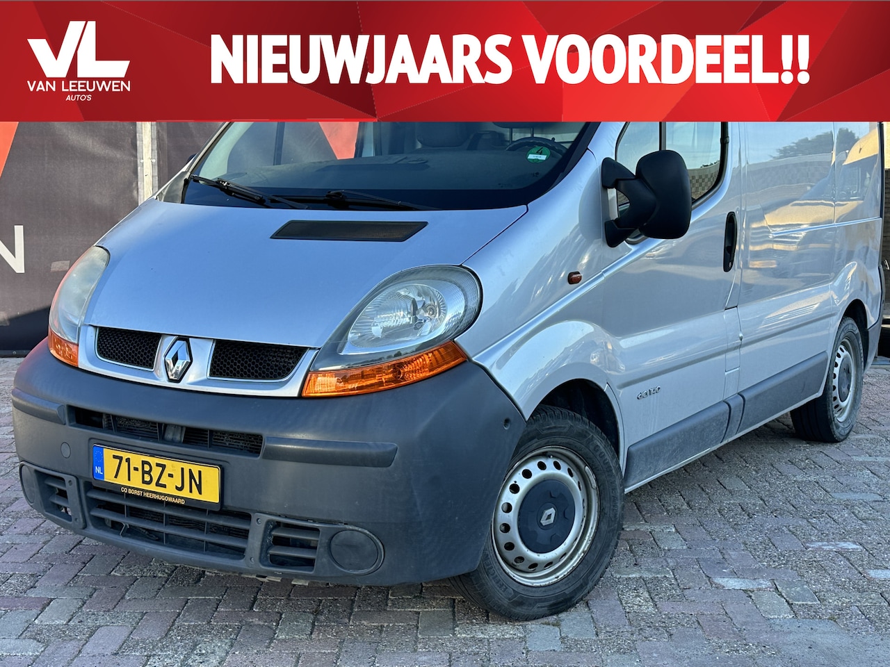 Renault Trafic - 2.5 dCi L1H1 DC | Automaat | Lees tekst | Read text - AutoWereld.nl