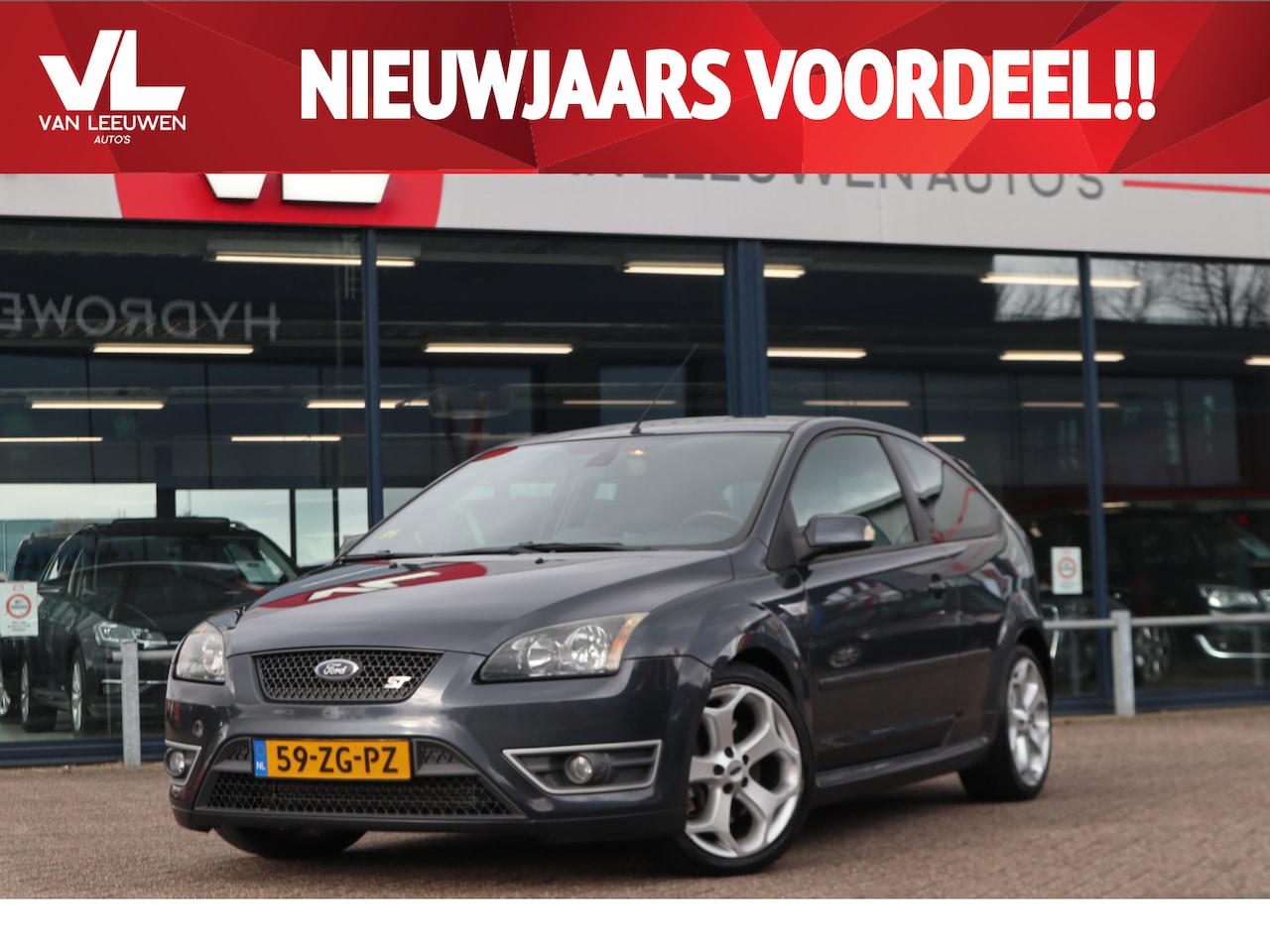 Ford Focus - 2.5-20V ST |  APK 28-10-2025 | Apple CarPlay | 226PK | Zwarte hemel | Goed onderhouden - AutoWereld.nl