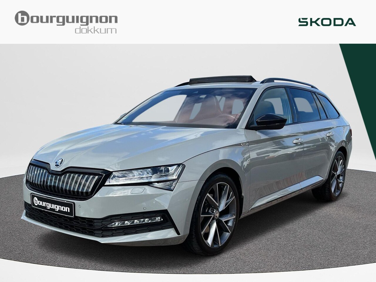 Skoda Superb Combi - 1.4 TSI iV 218 pk PHEV Sportline | CANTON | DCC | Trekhaak | Elec. A-klep | A-Camera | - AutoWereld.nl