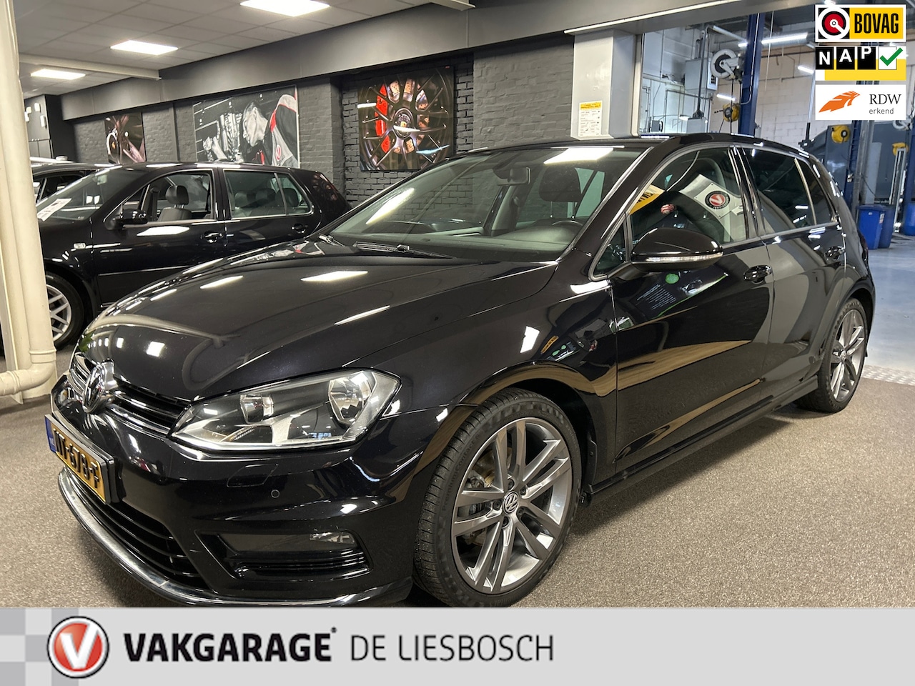 Volkswagen Golf - 1.4 TSI Highline 1.4 TSI Highline,R-LINE,NAVI,STOELVERW,BOEKEN DEALER ONDERh. - AutoWereld.nl